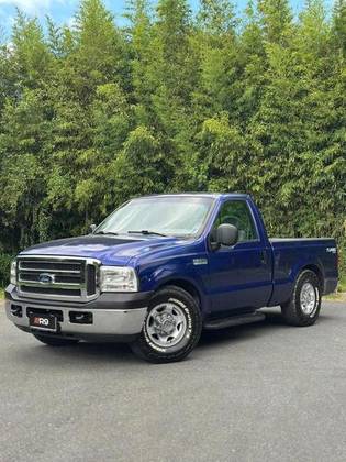 FORD F-250 3.9 TROPIVAN DIESEL 4P MANUAL FORD F-250 3.9 TROPIVAN DIESEL 4P MANUAL